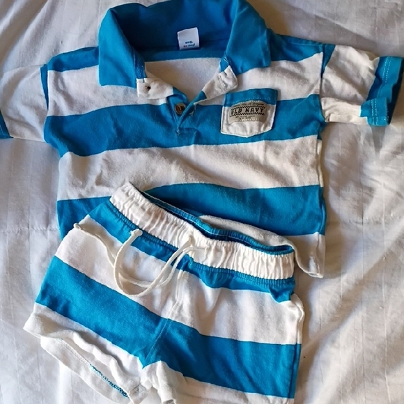 Old Navy Other - Old Navy Blue and White Baby Outfit